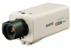 Купить SANYO VCC-4790P Цветная камера со сменным объективом ...